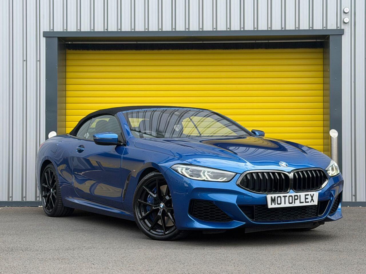 BMW 8 Series view 3