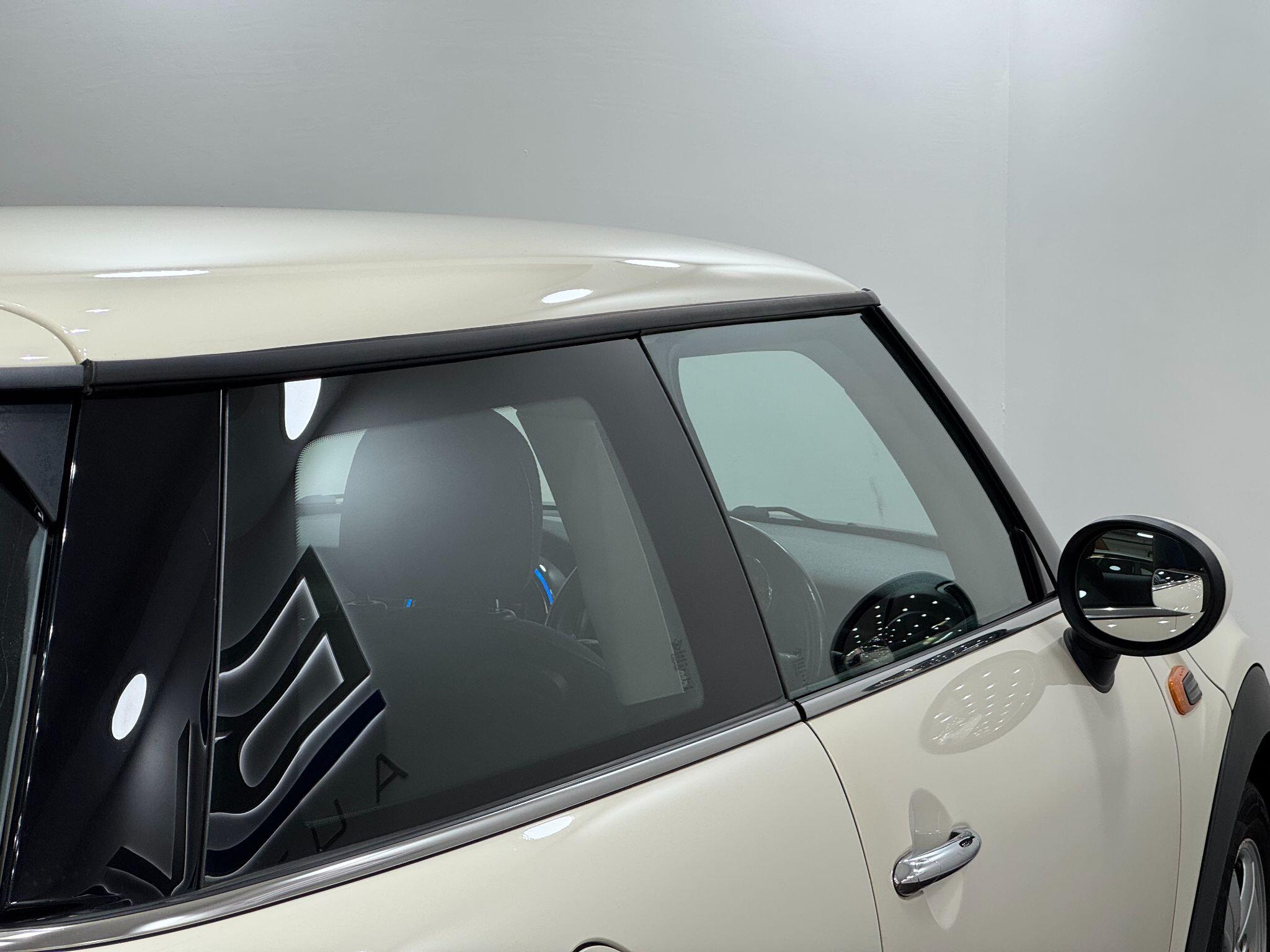 Mini Hatch view 20
