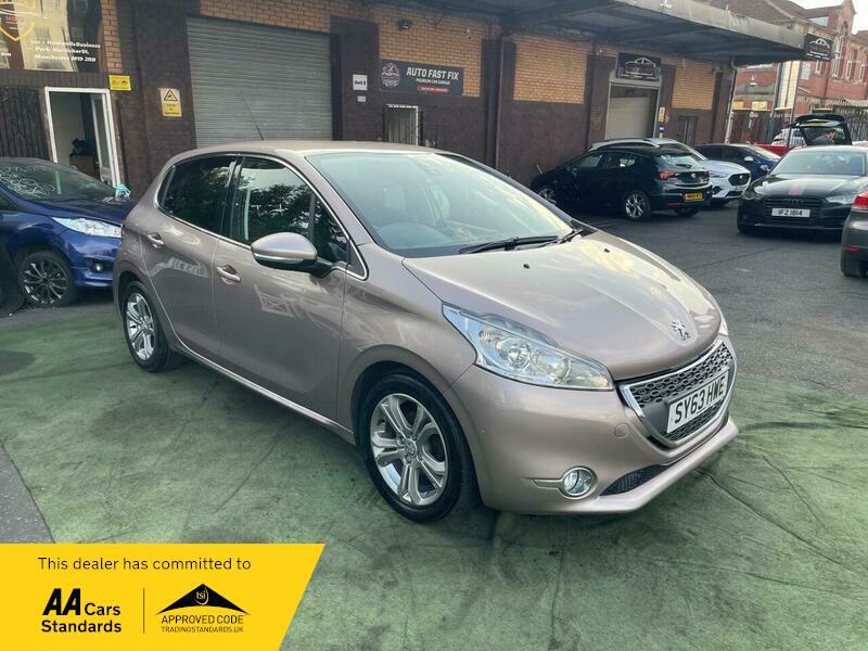 2013 Peugeot 208 image 26