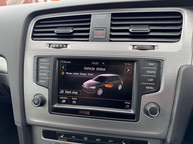 Volkswagen Golf view 27