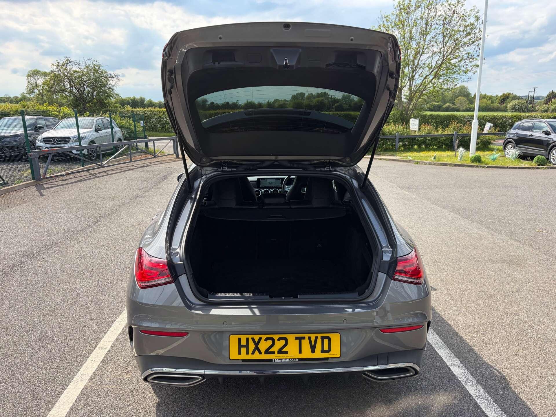 Mercedes-Benz Cla view 25