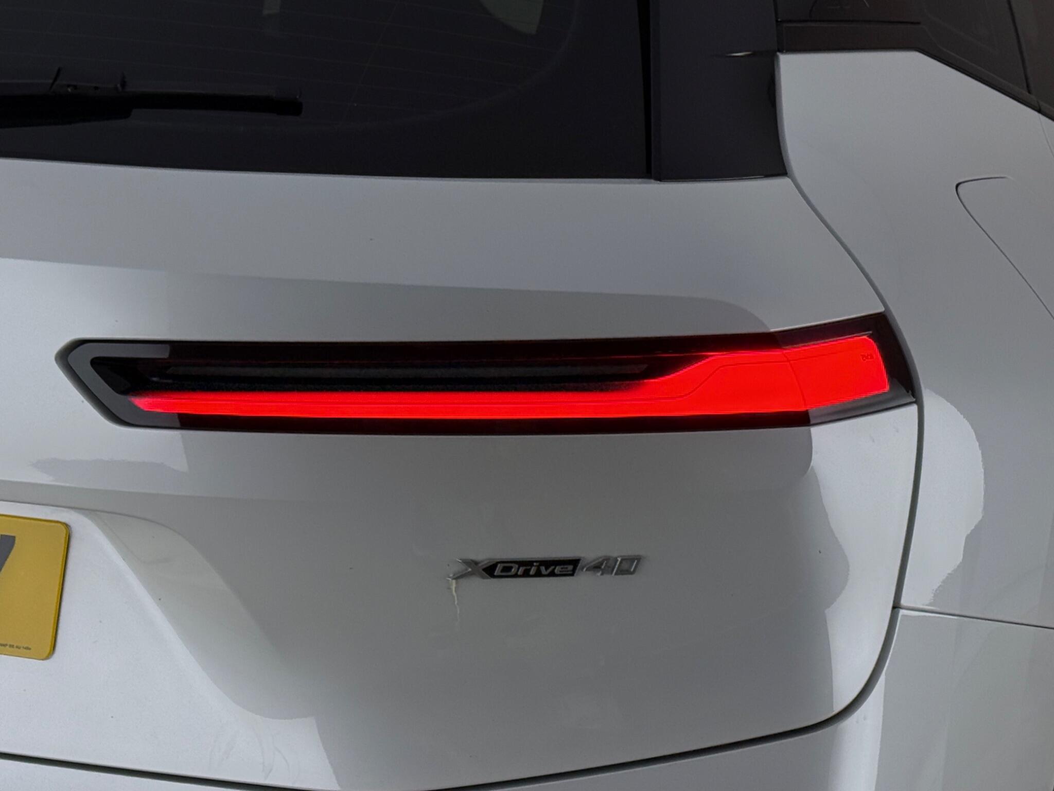 BMW Ix view 16