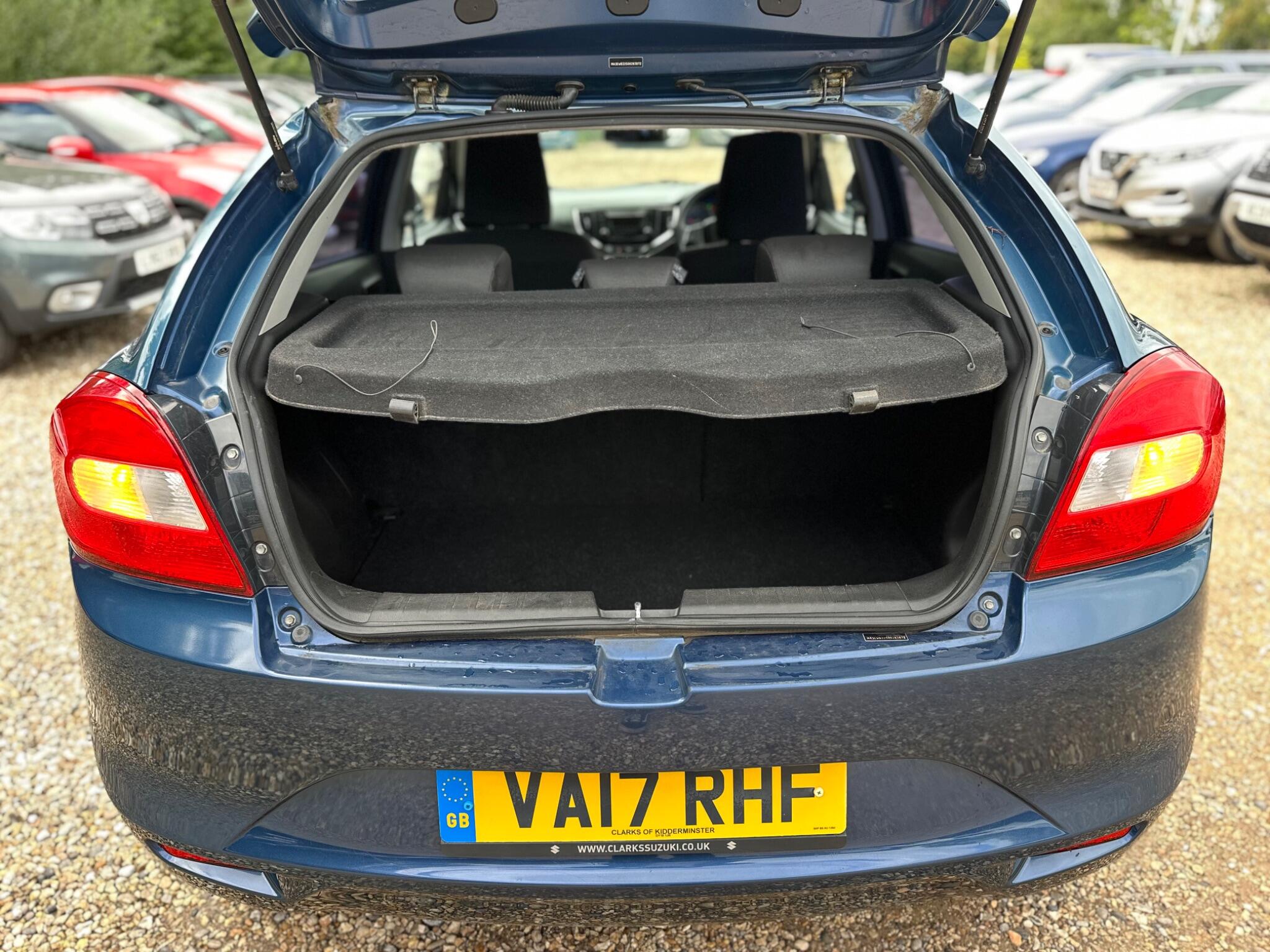 Suzuki Baleno view 17