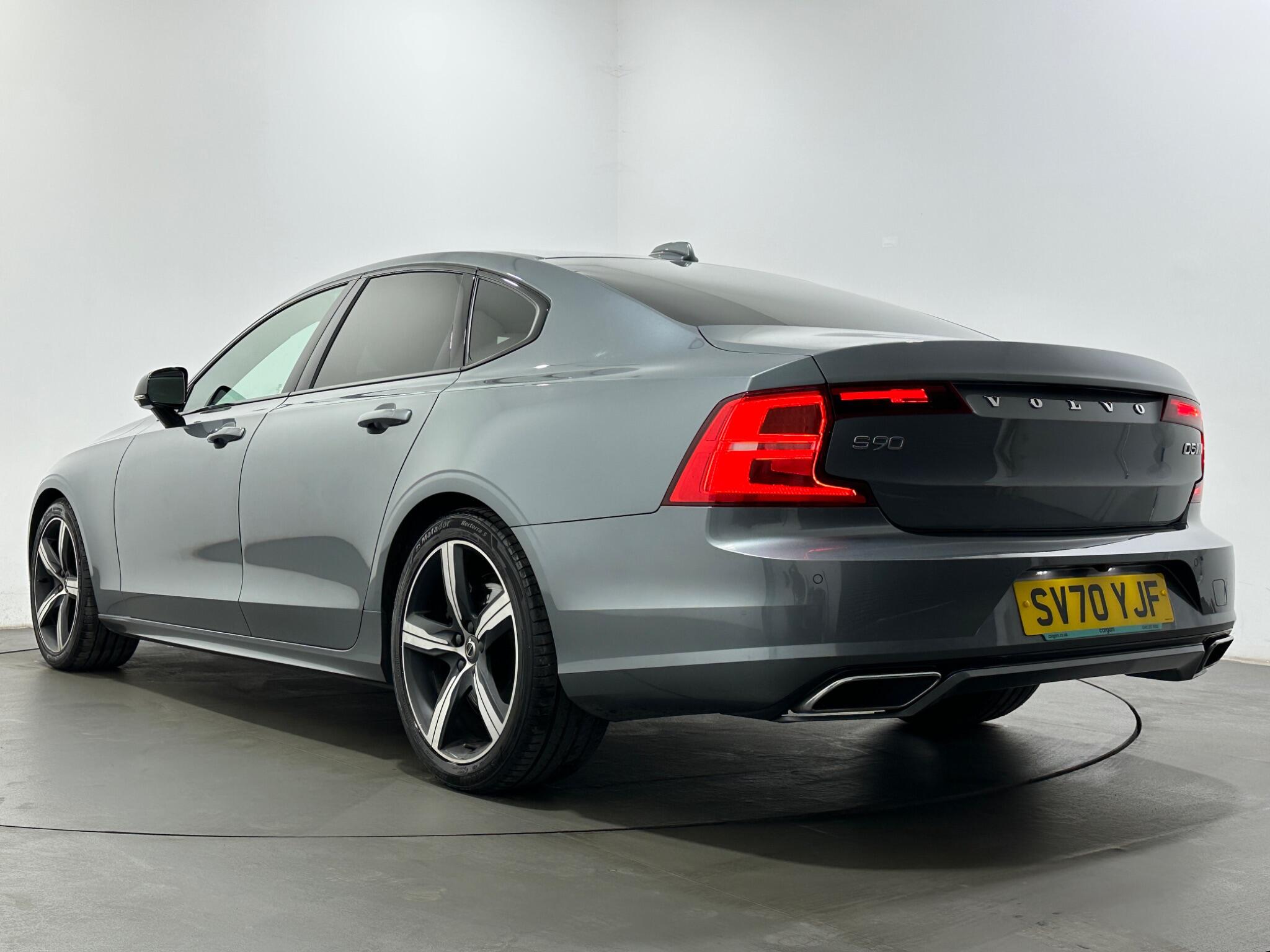 Volvo S90 view 49