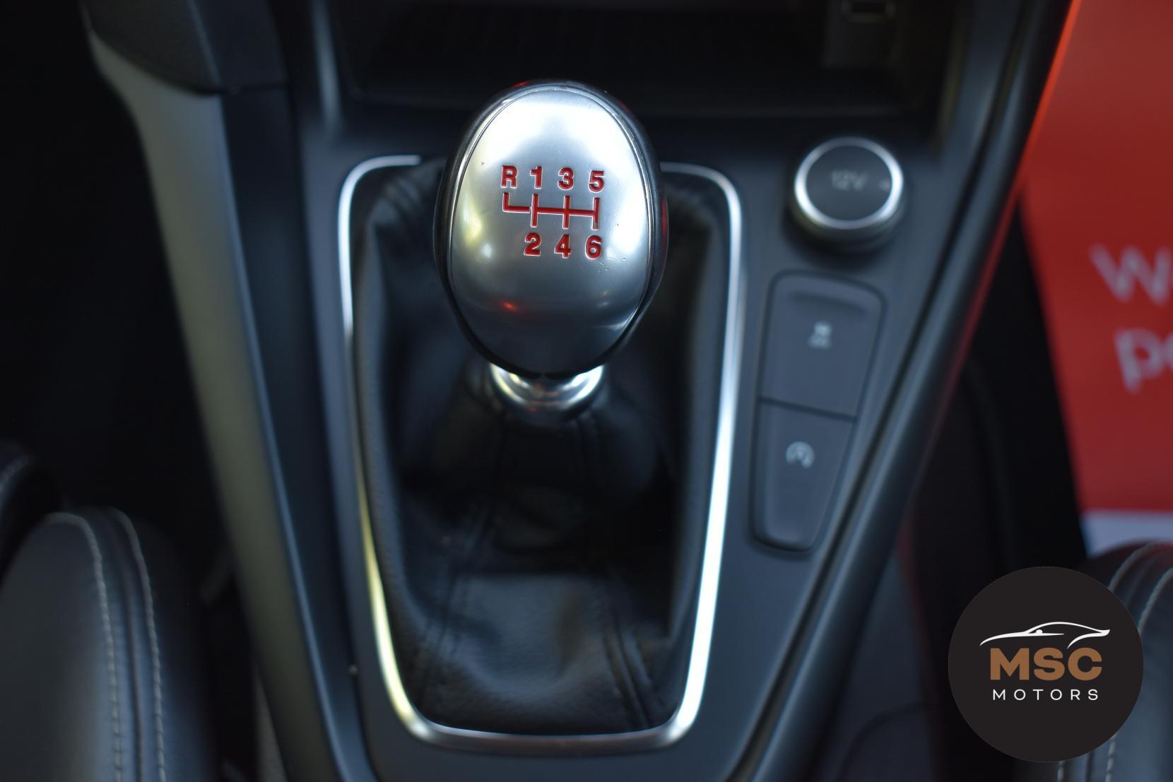 Ford Focus view 46