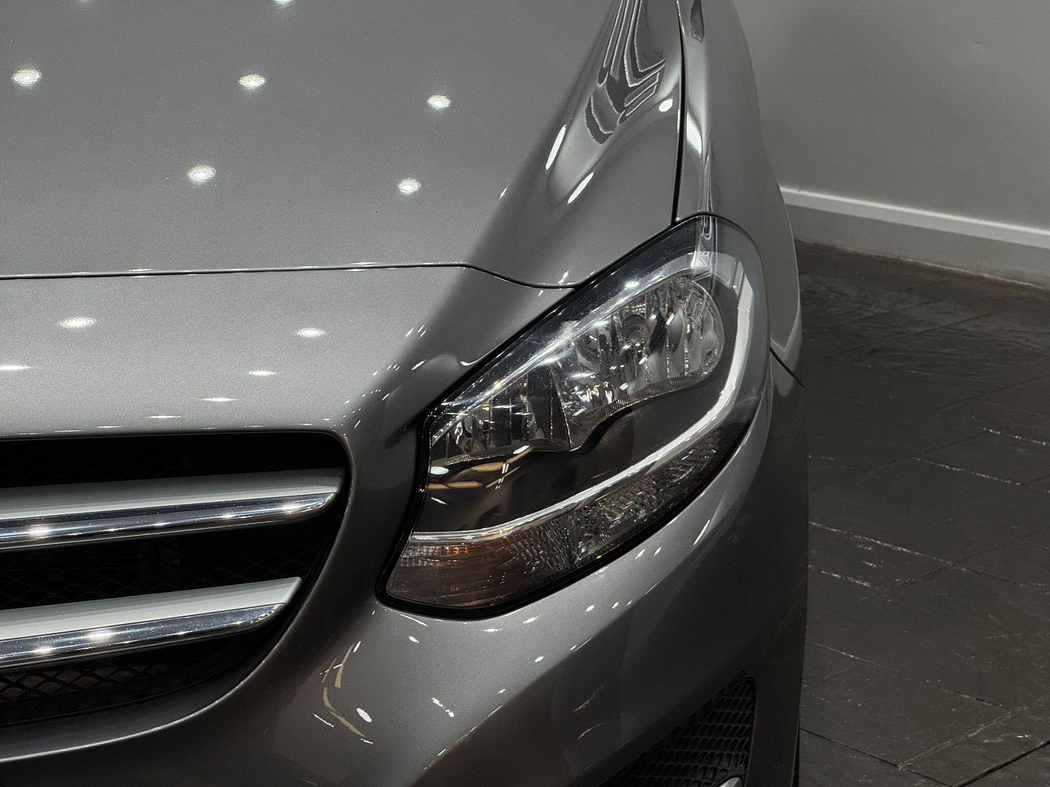 Mercedes-Benz B-Class view 10
