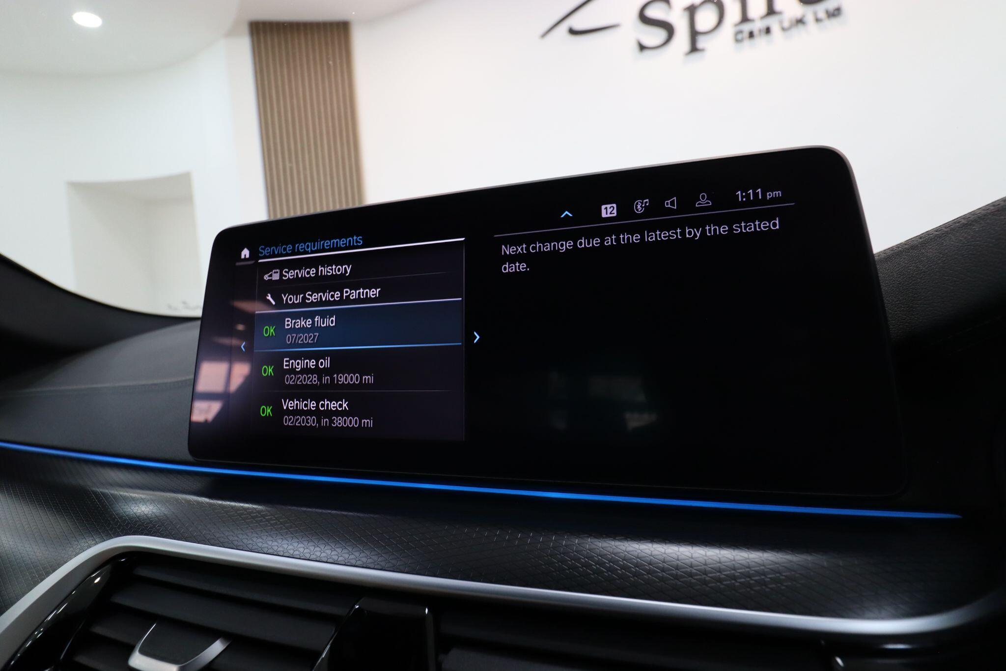 BMW 5 Series view 34