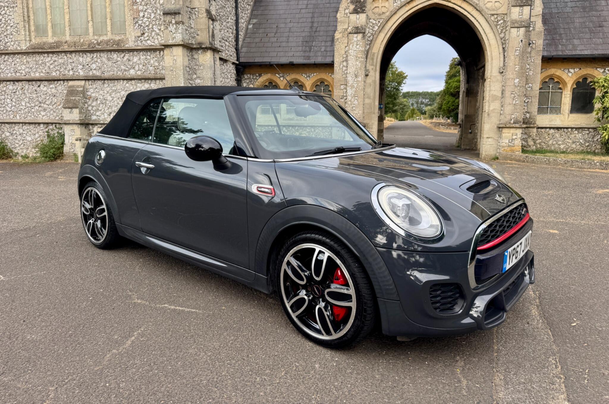 Mini Convertible view 2
