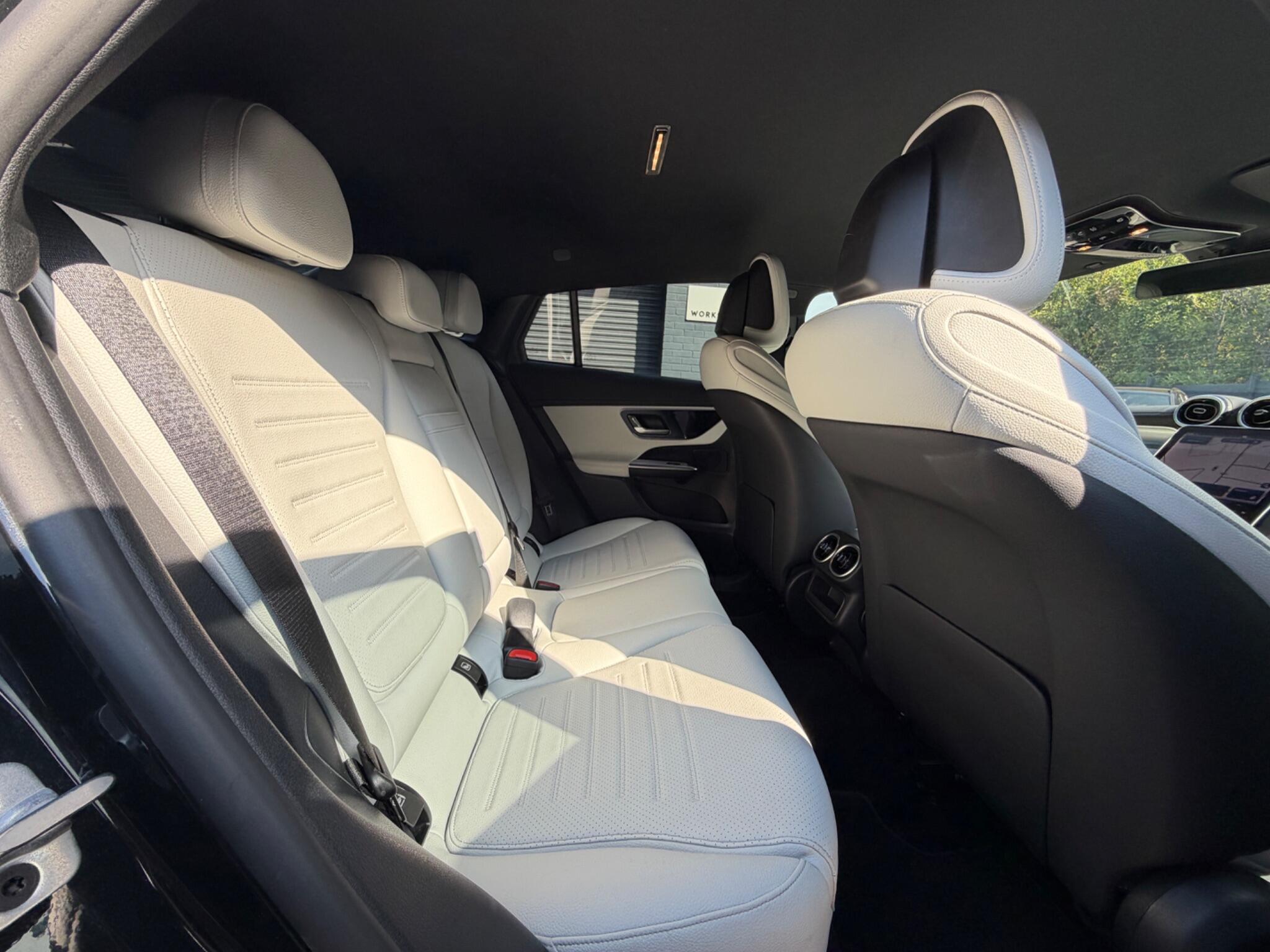 Mercedes-Benz GLC view 10