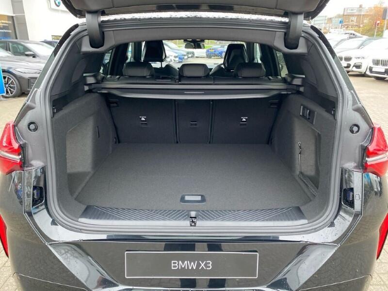 BMW X3 view 13