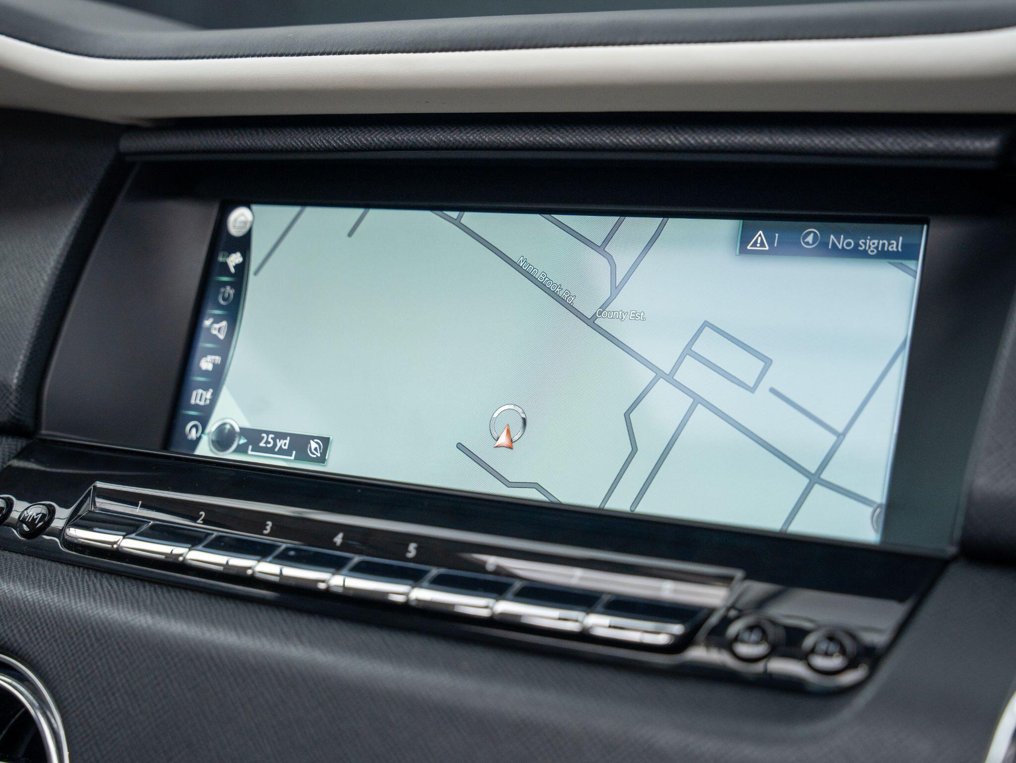 Rolls-Royce Cullinan view 20