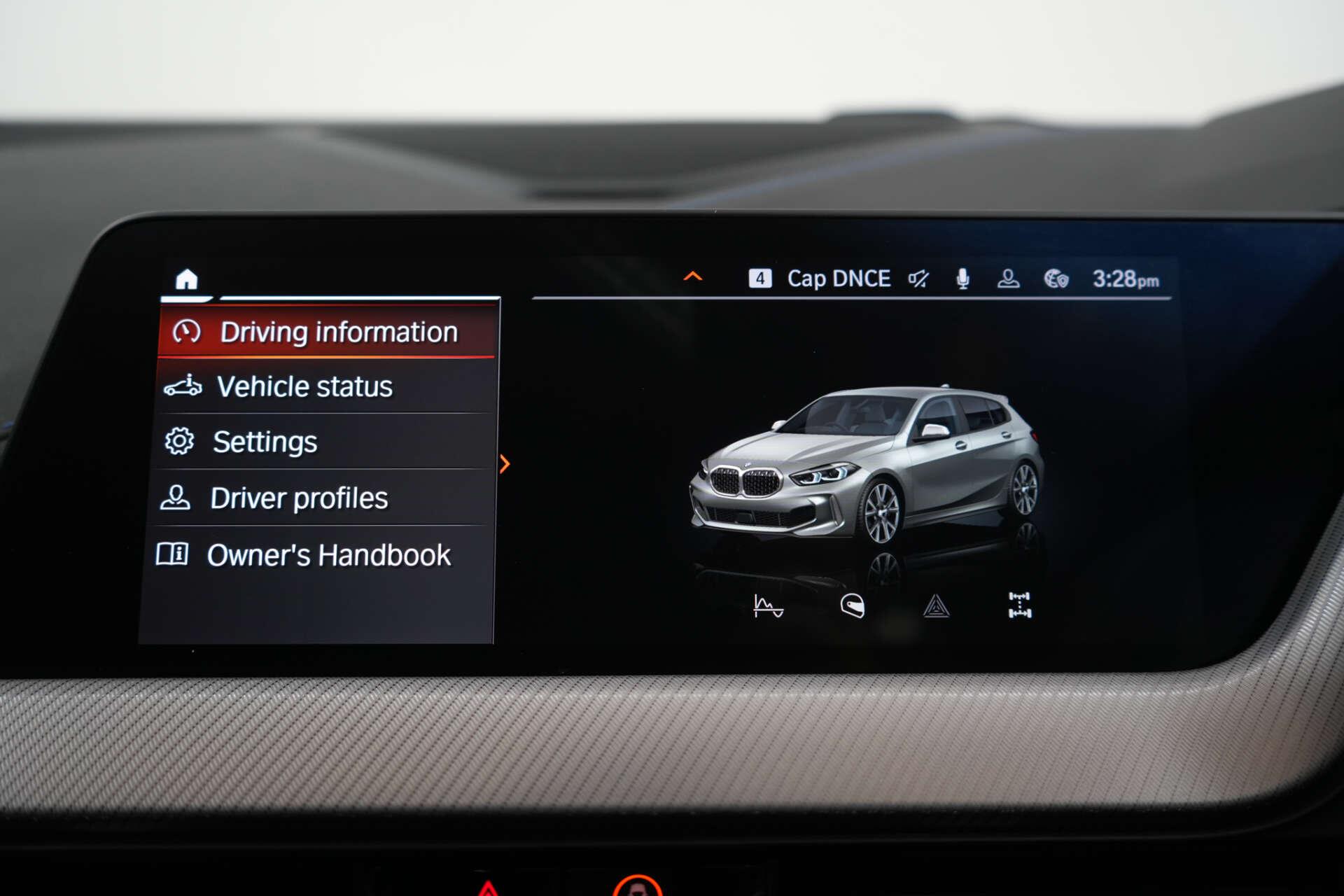BMW 1 Series view 34