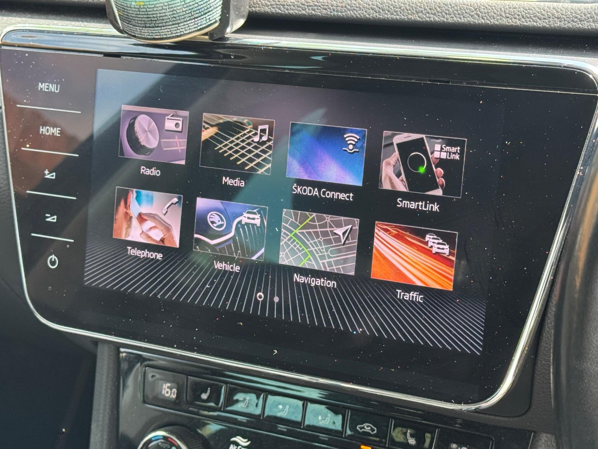 Skoda Superb view 35