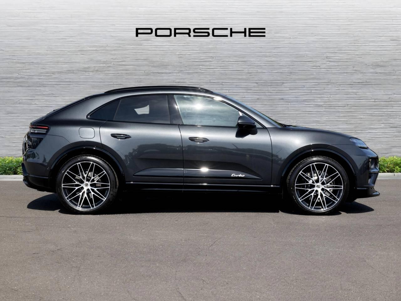 Porsche Macan view 2