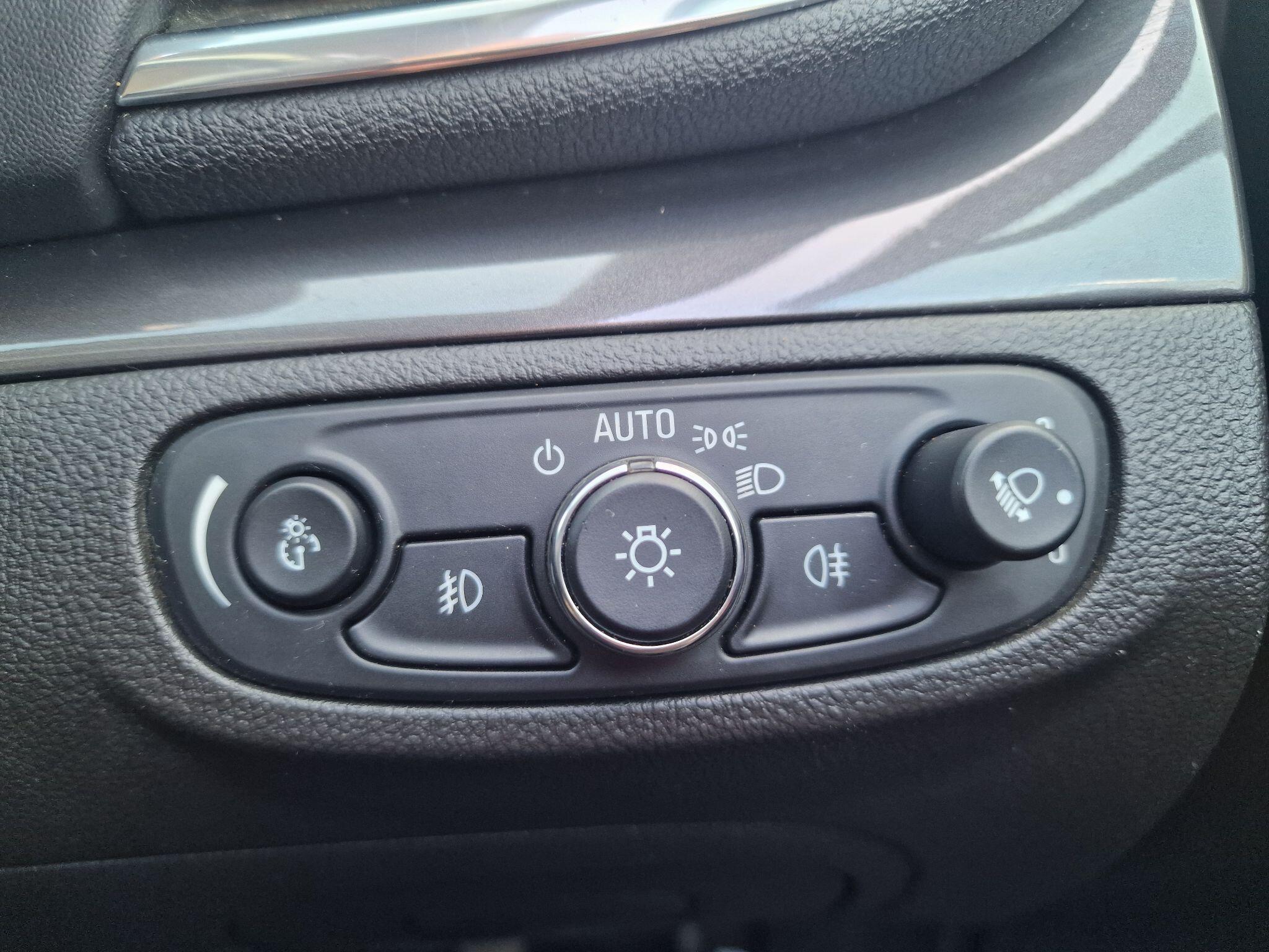 Vauxhall Mokka X view 25