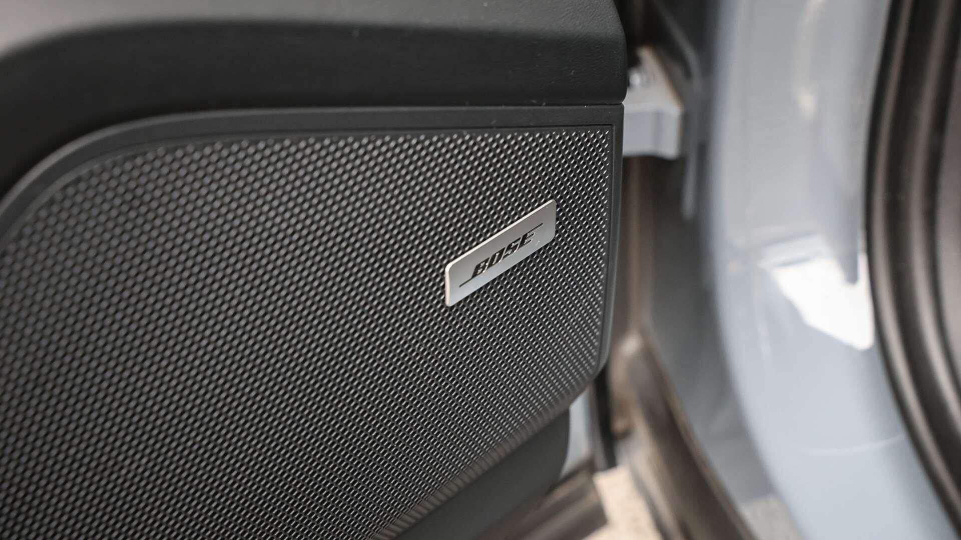 Porsche Cayenne view 25