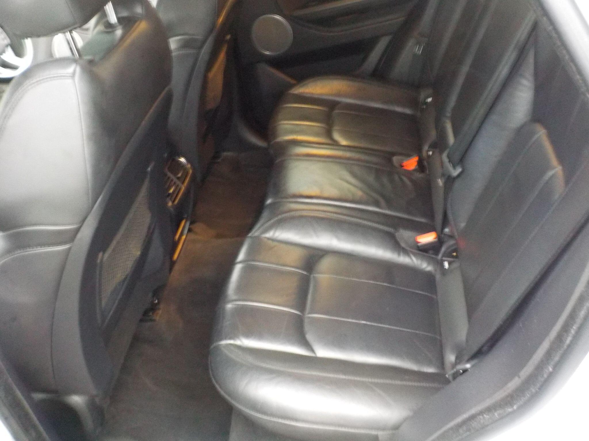 Land Rover Range Rover Evoque 2.0 eD4 SE FWD Euro 6 (s/s) 5dr