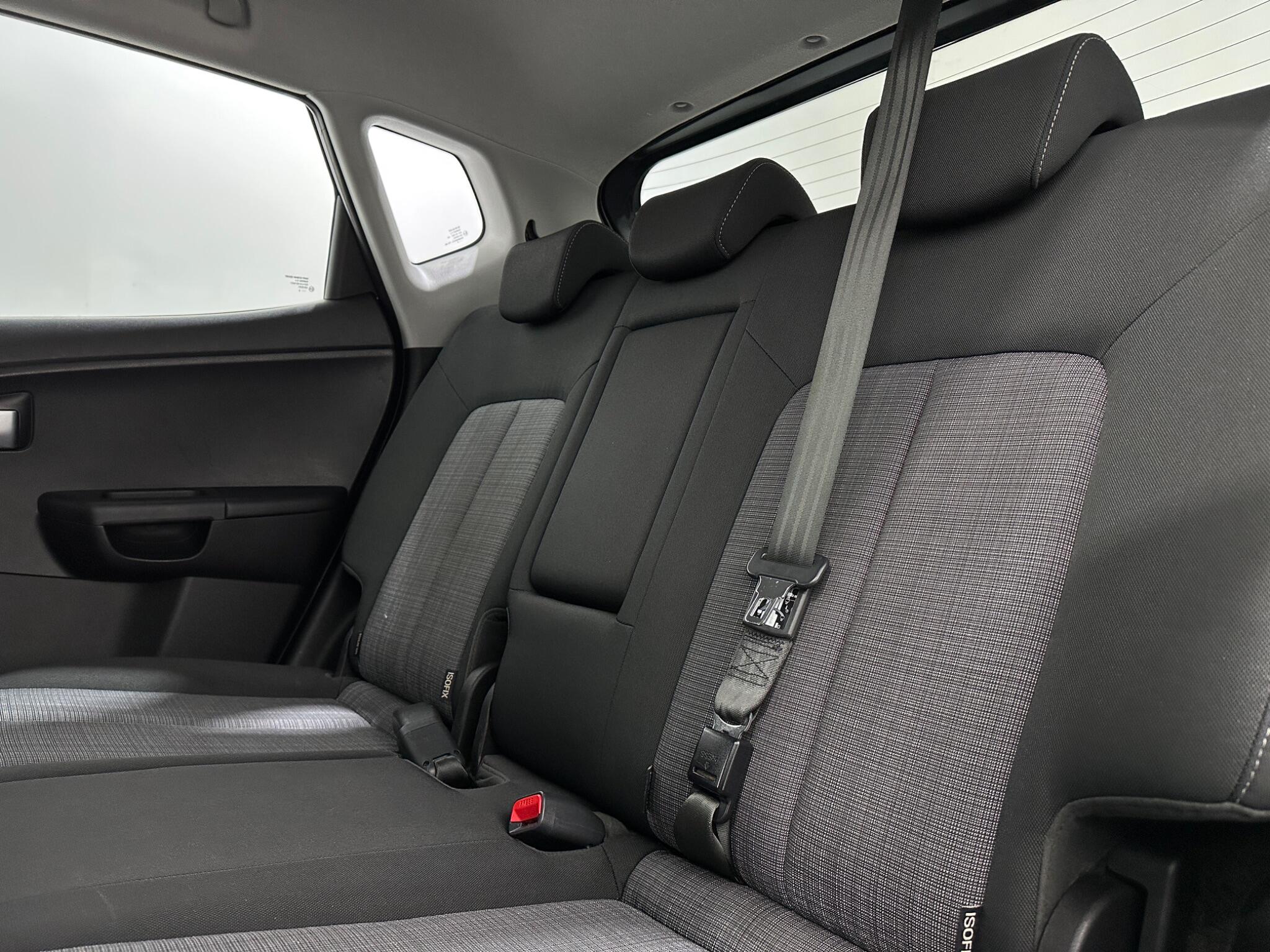 Kia Venga view 36