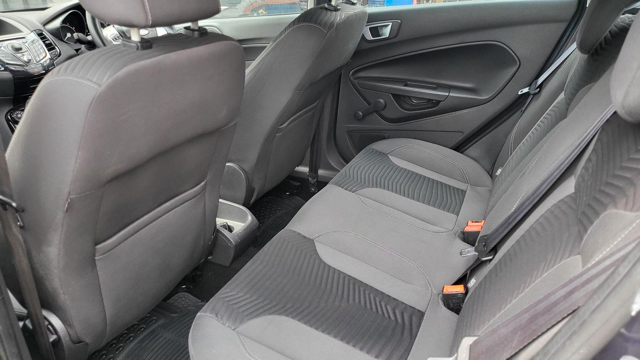 Ford Fiesta view 17