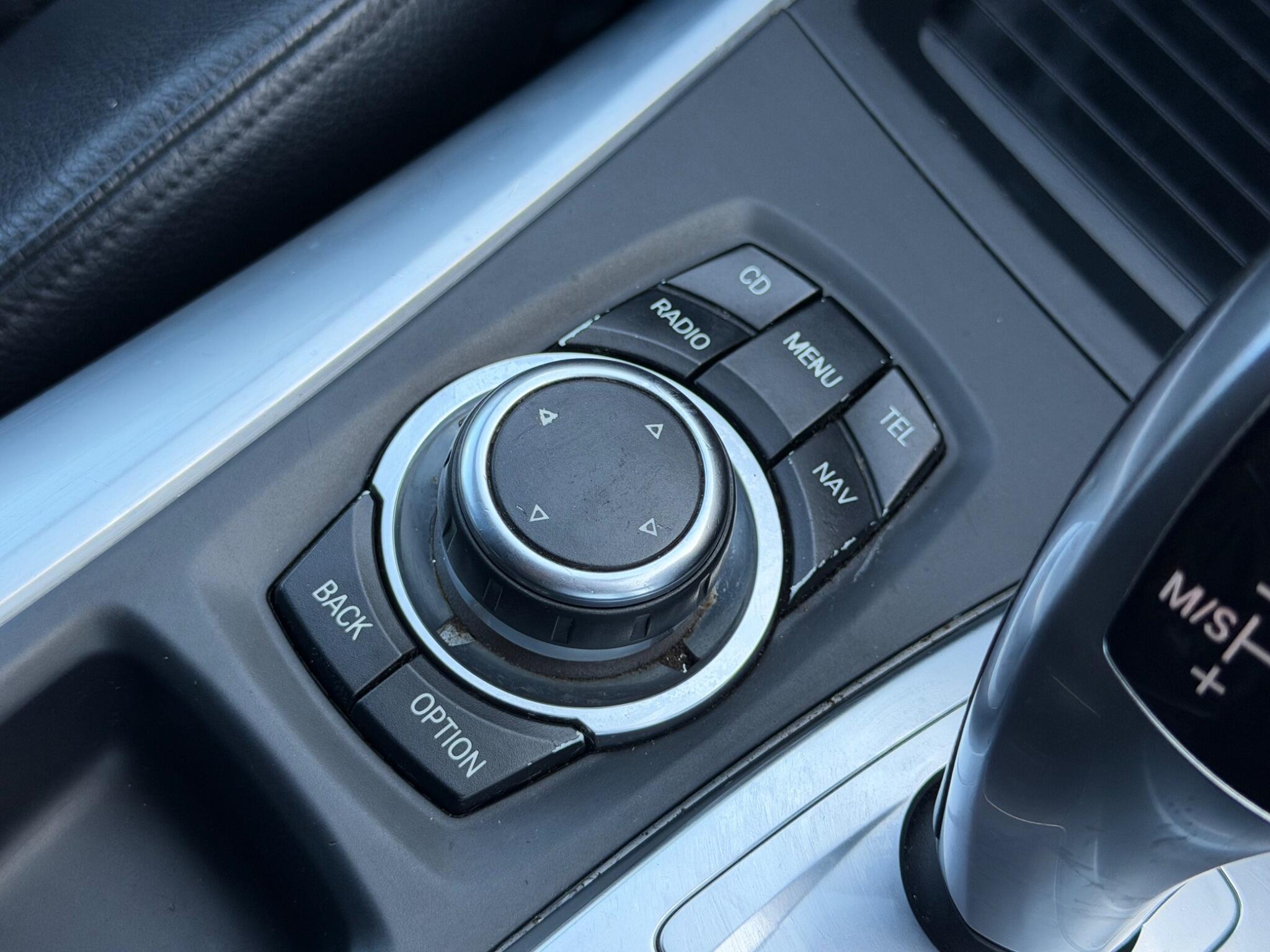 BMW X5 view 40
