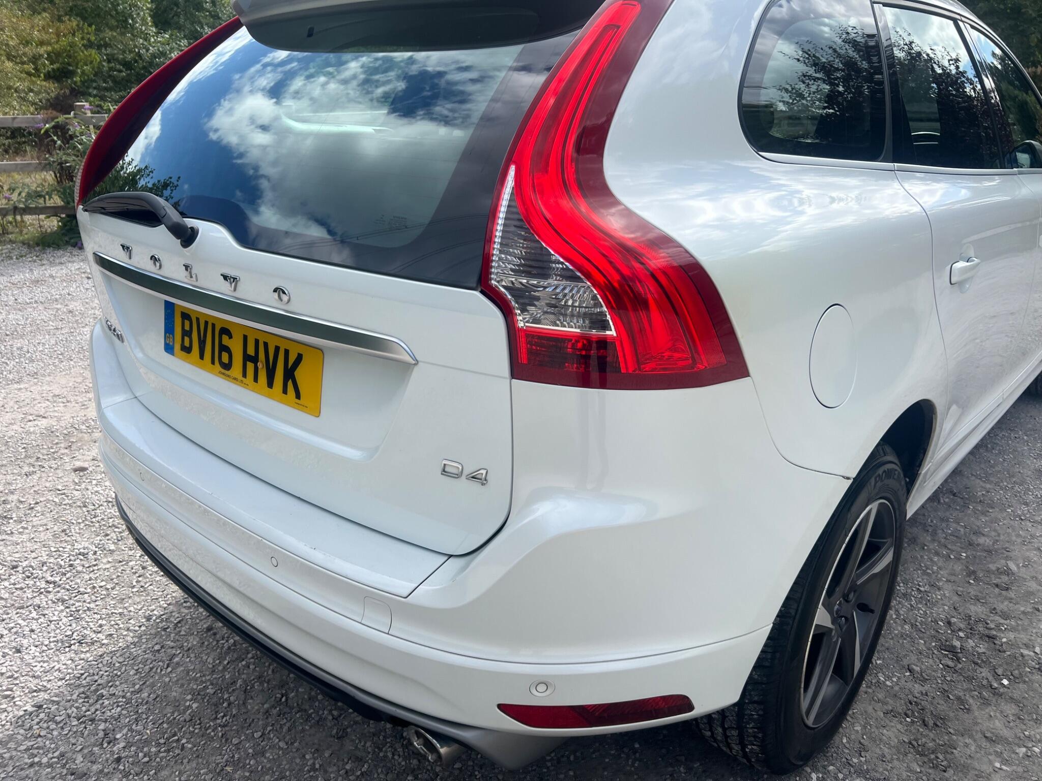 Volvo XC60 view 34