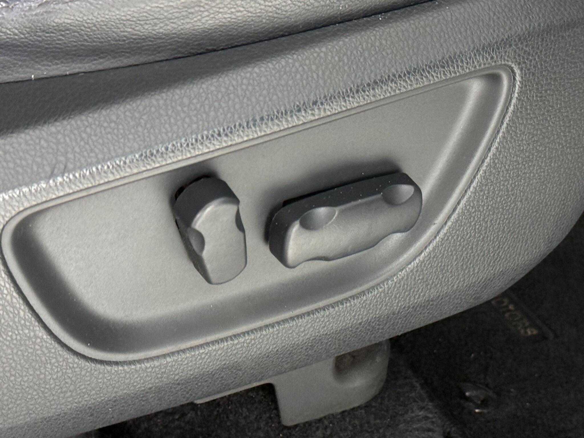 Mitsubishi Shogun Sport view 29