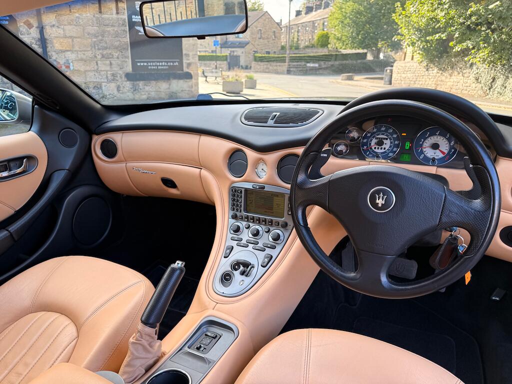 Maserati Coupe view 39