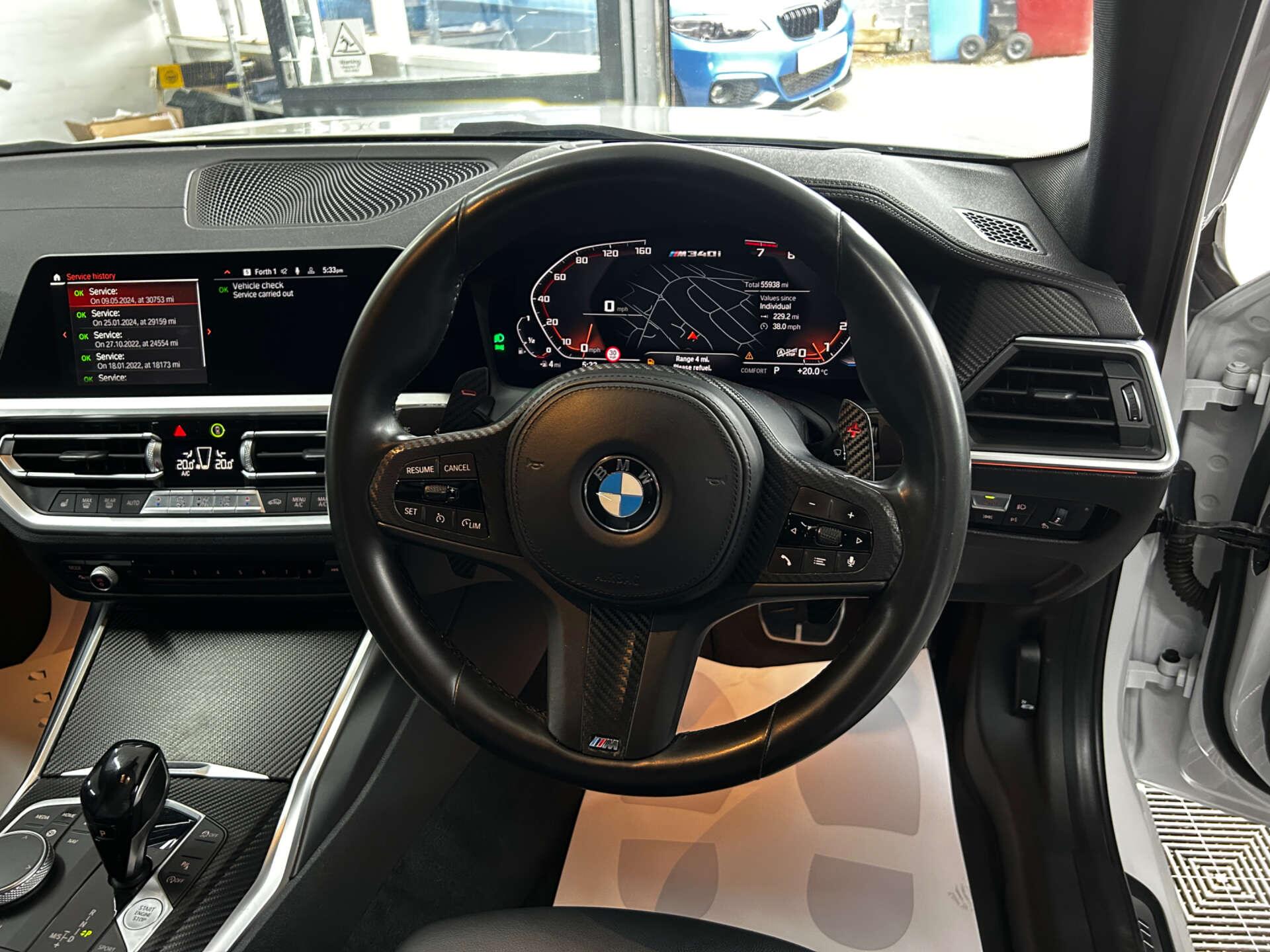 BMW 3 Series view 34