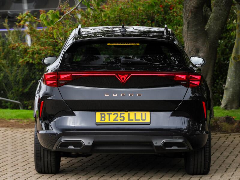 Cupra Formentor view 14