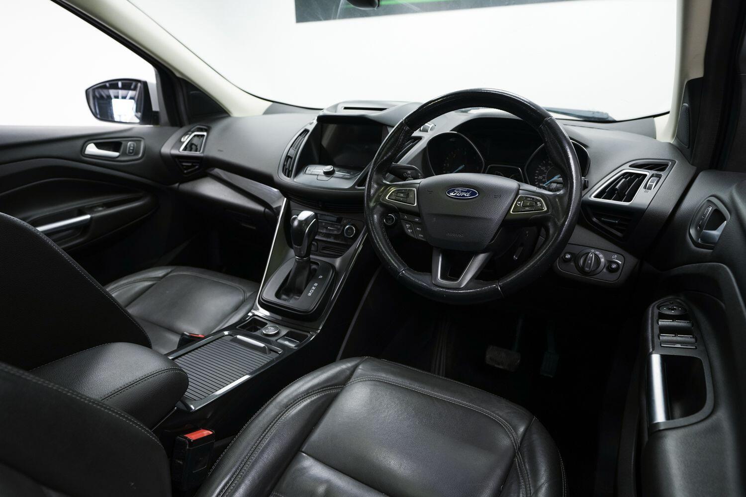 Ford Kuga view 8