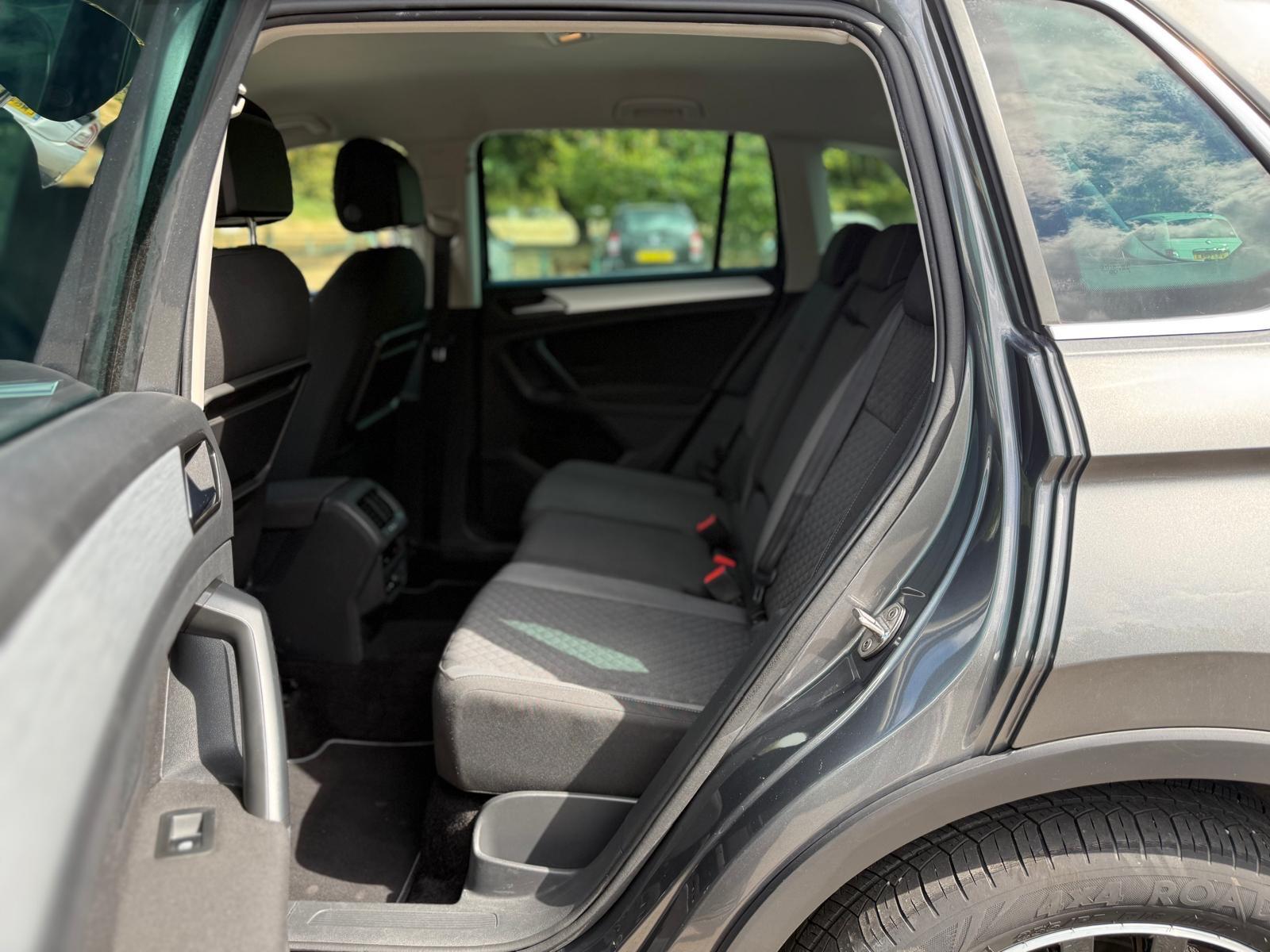 Volkswagen Tiguan view 39