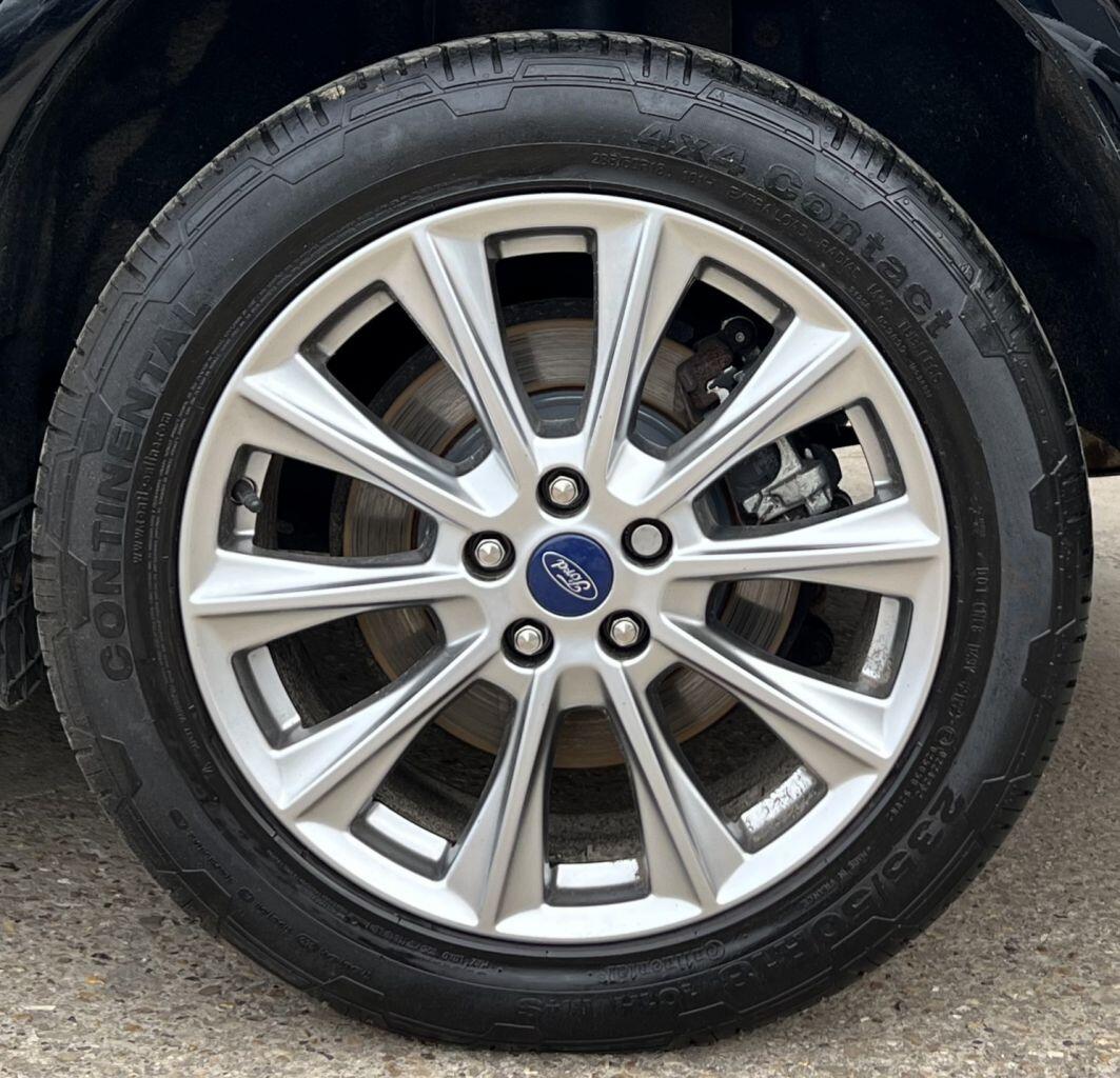 Ford Kuga view 14