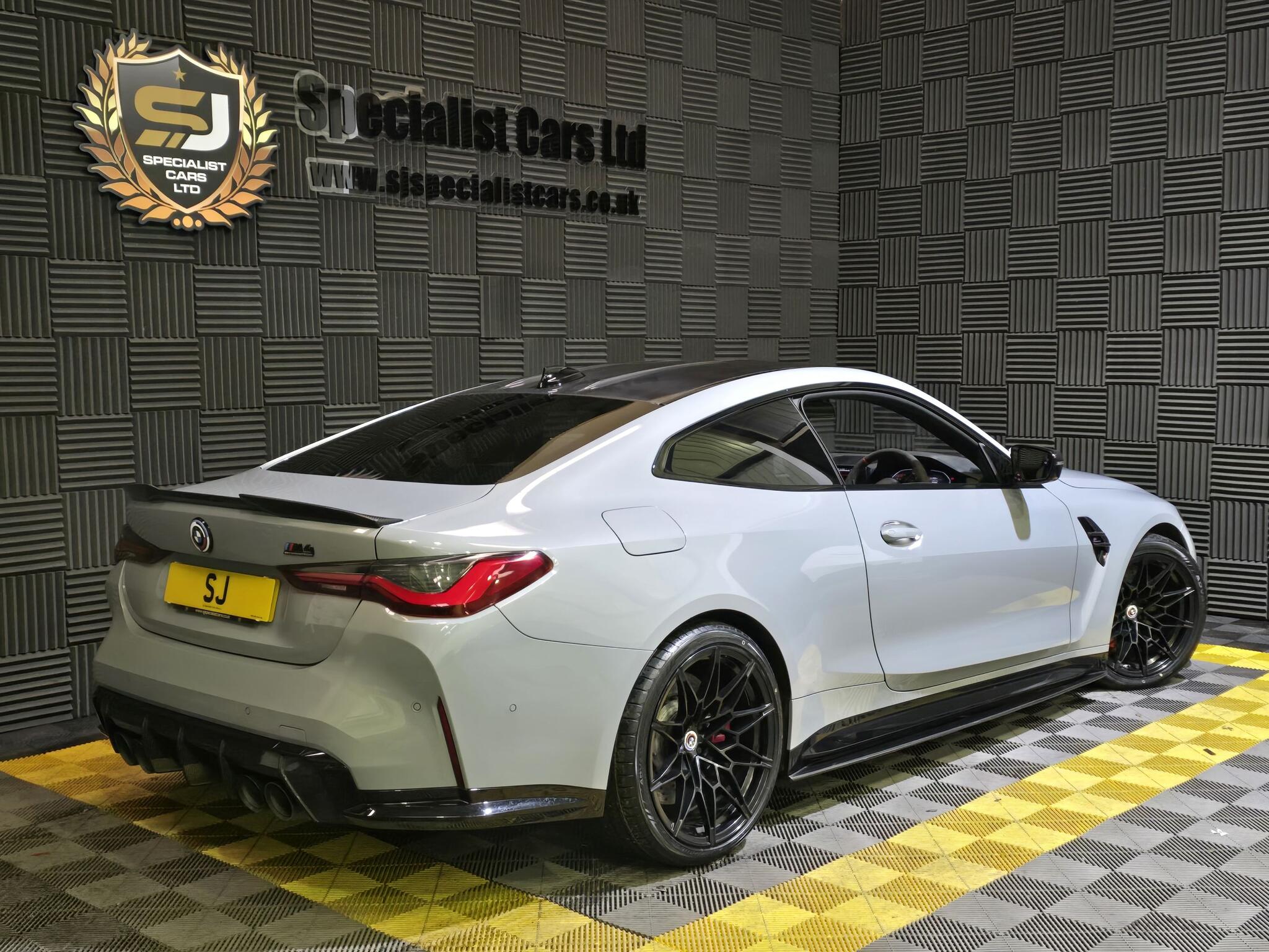 BMW M4 view 31