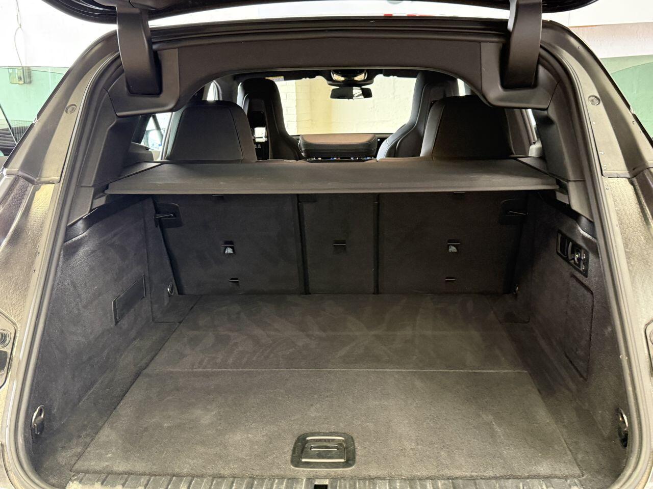 BMW Ix view 14