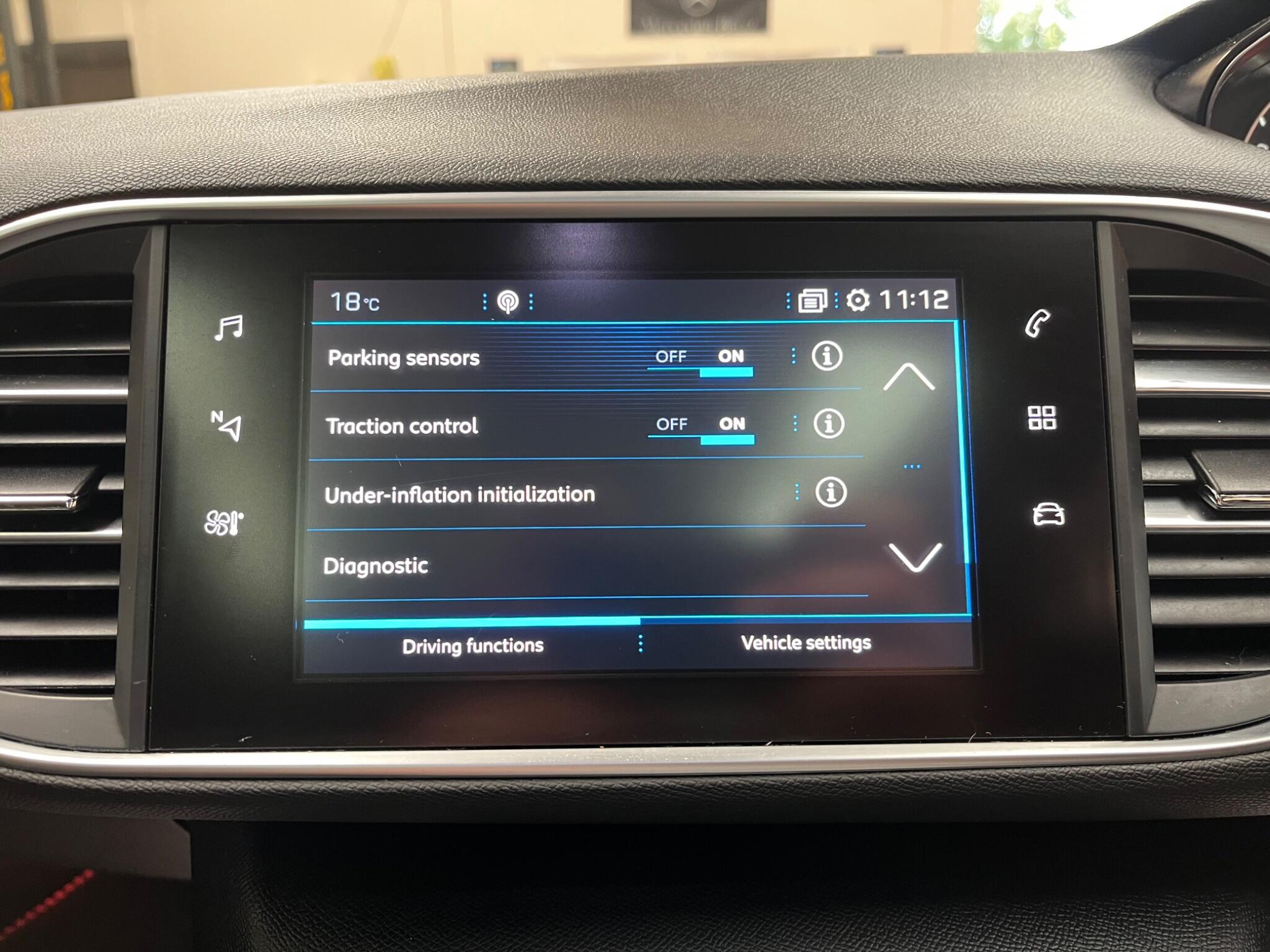 Peugeot 308 view 21