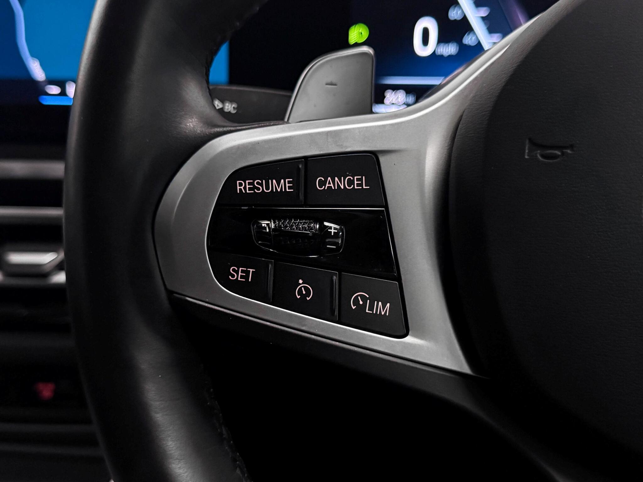 BMW 2 Series view 28