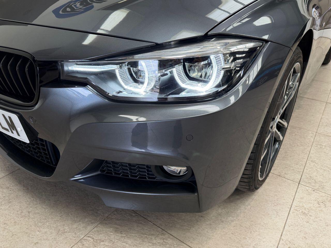 BMW 3 Series view 5