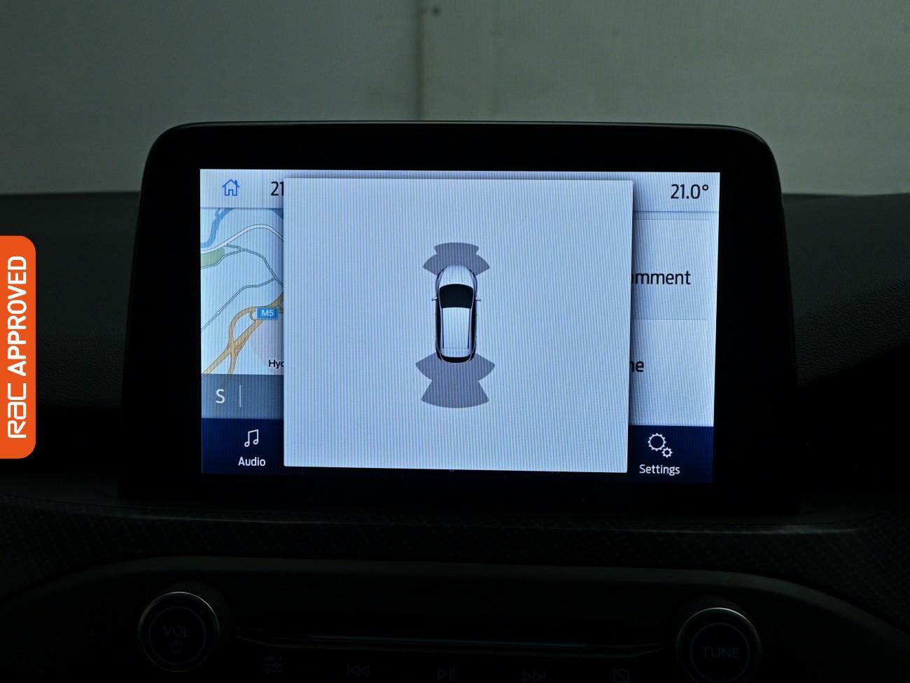 Ford Focus view 16