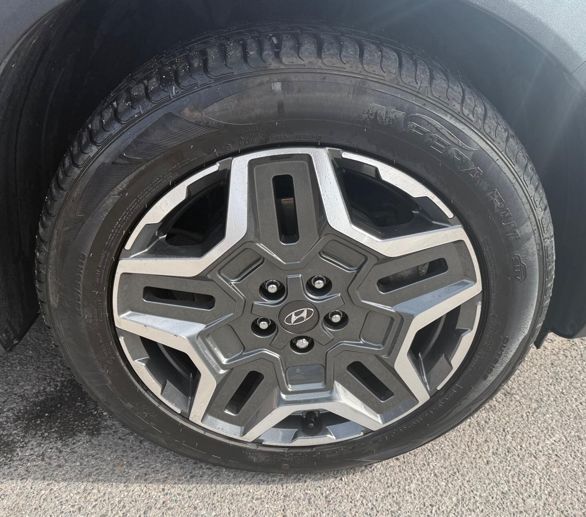 Hyundai Santa Fe view 11