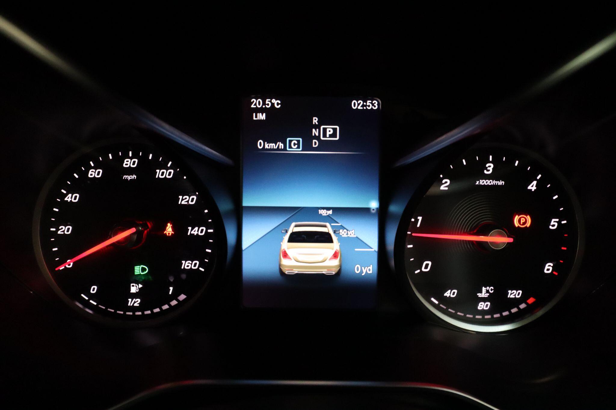 Mercedes-Benz GLC view 34