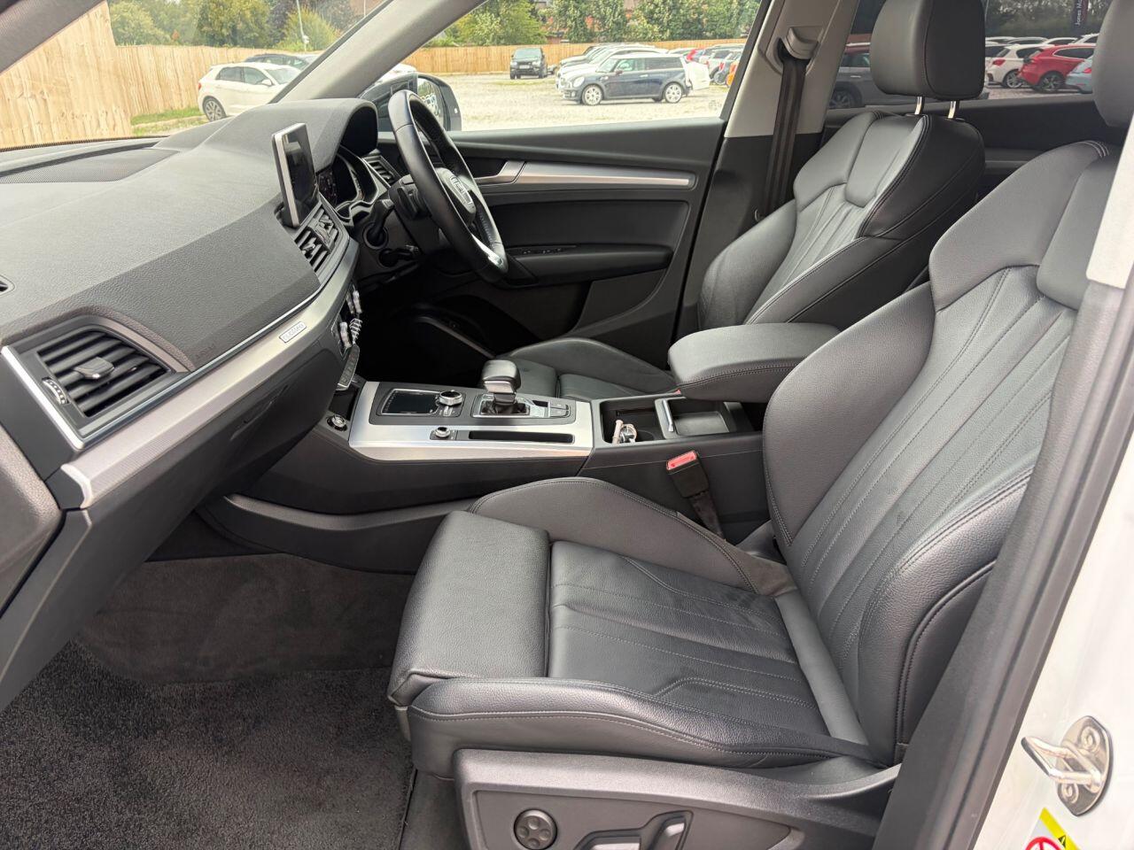 Audi Q5 view 20