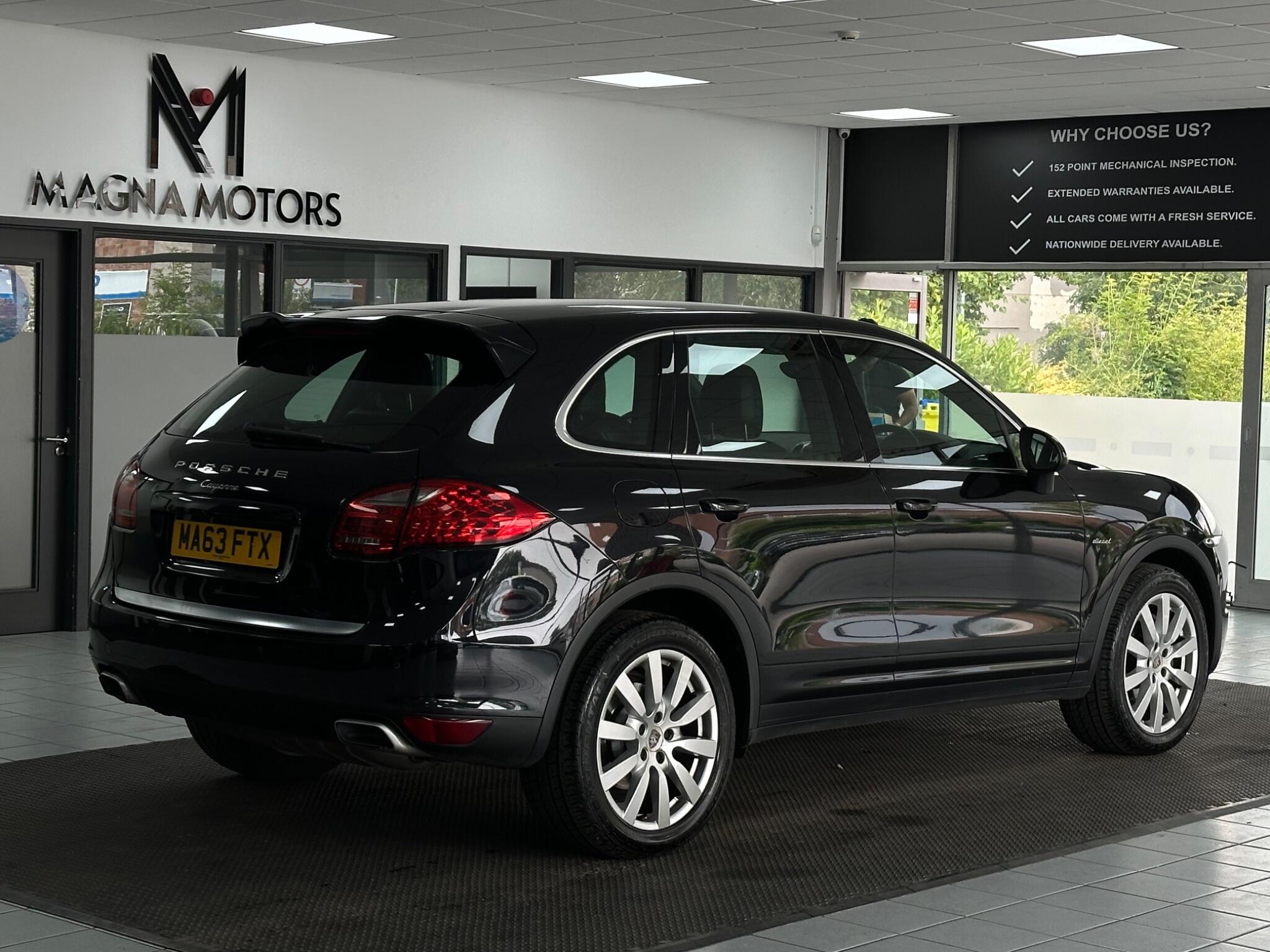 Porsche Cayenne view 15