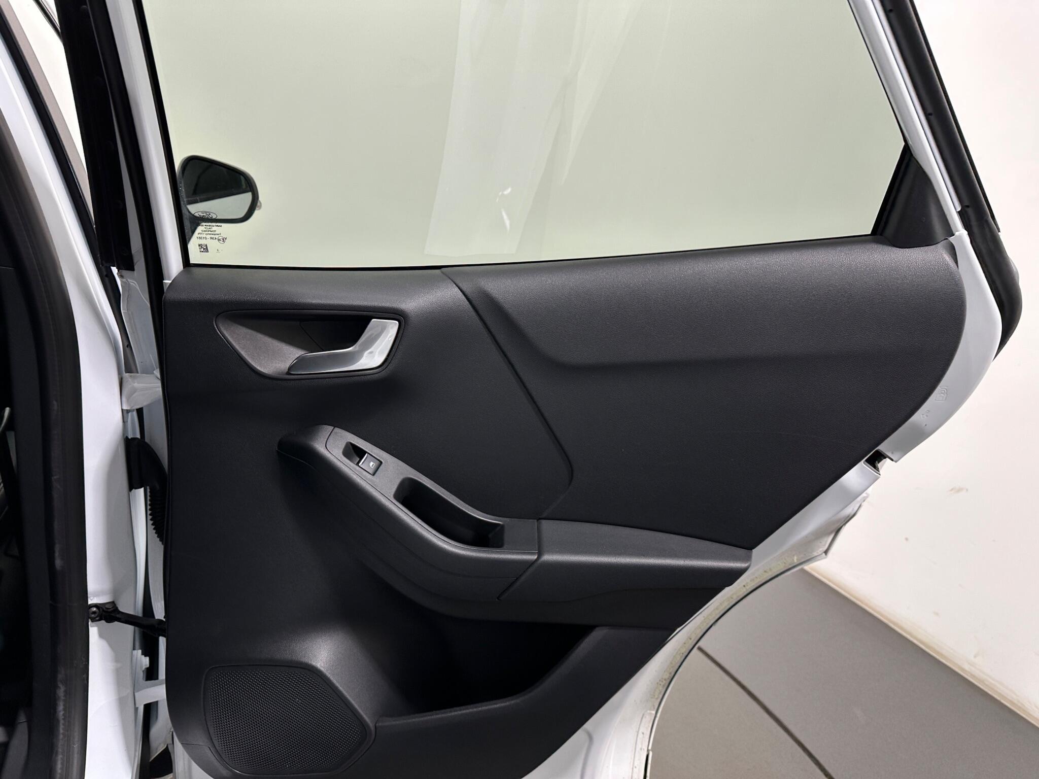 Ford Puma view 41