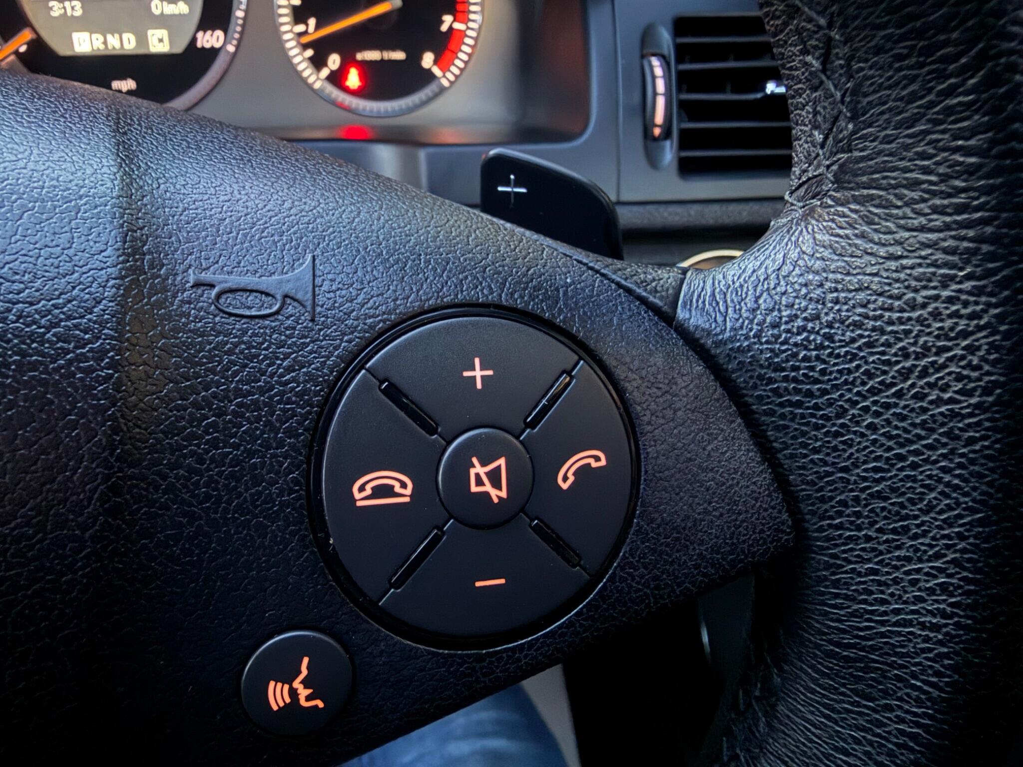Mercedes-Benz C-Class view 24