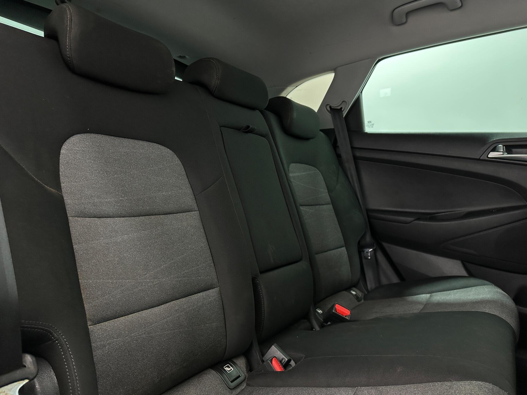 Hyundai Tucson view 42