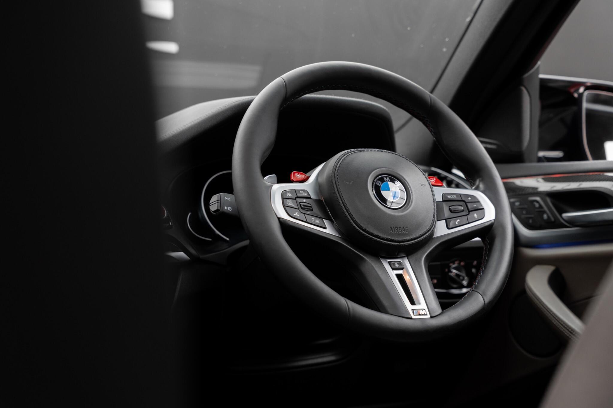 BMW X4 M view 21
