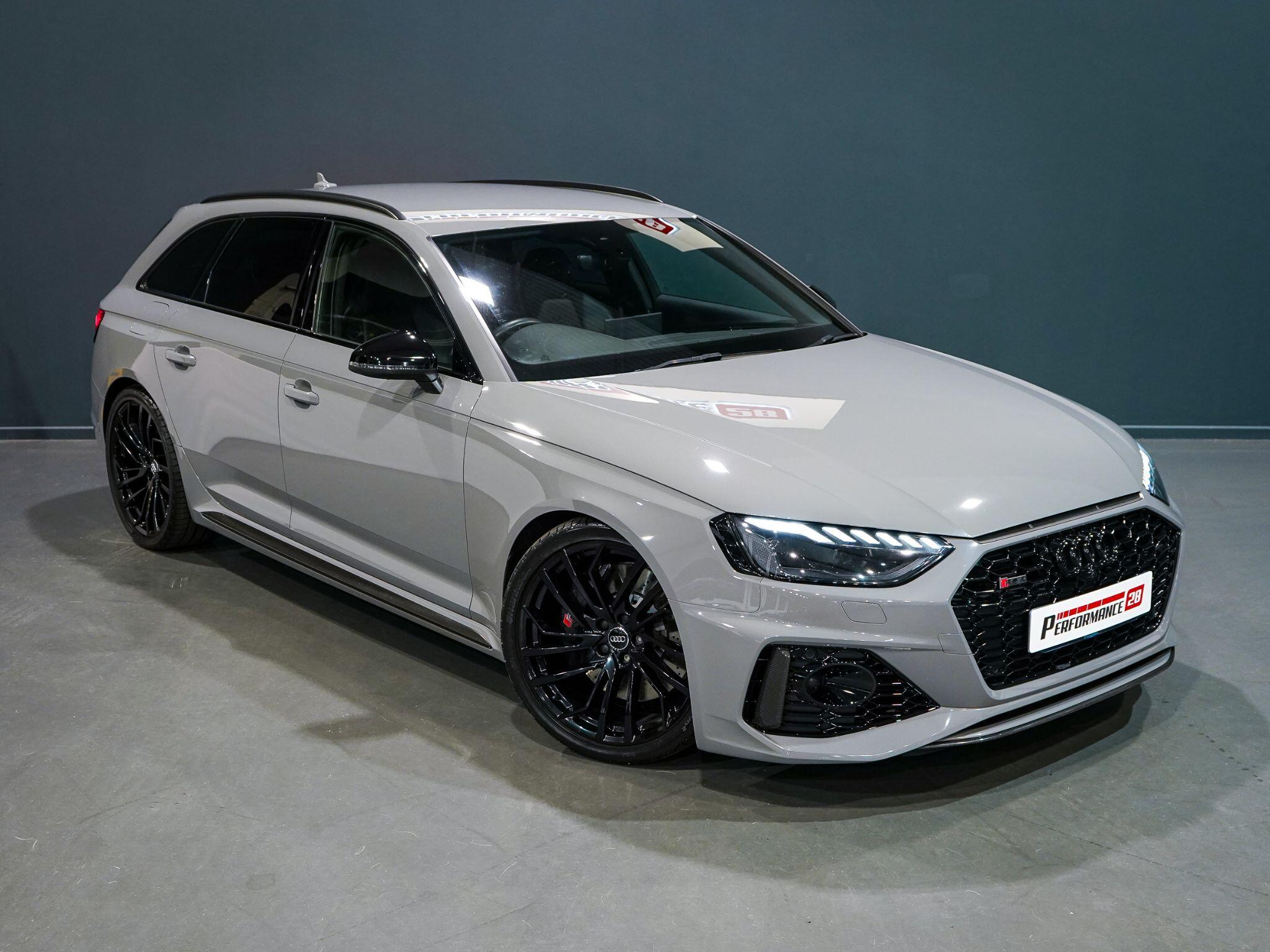 Audi RS4 view 2