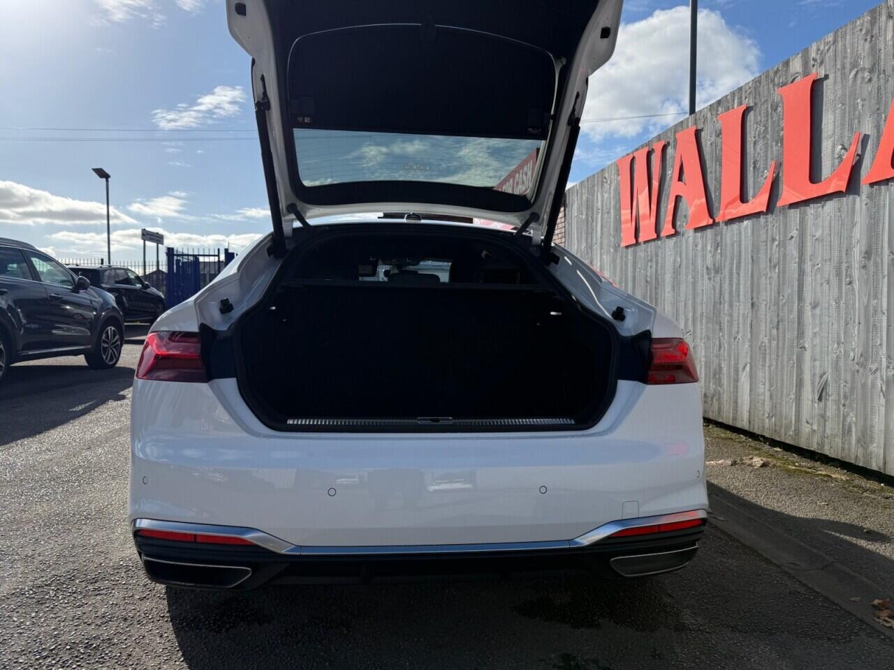 Audi A5 view 42