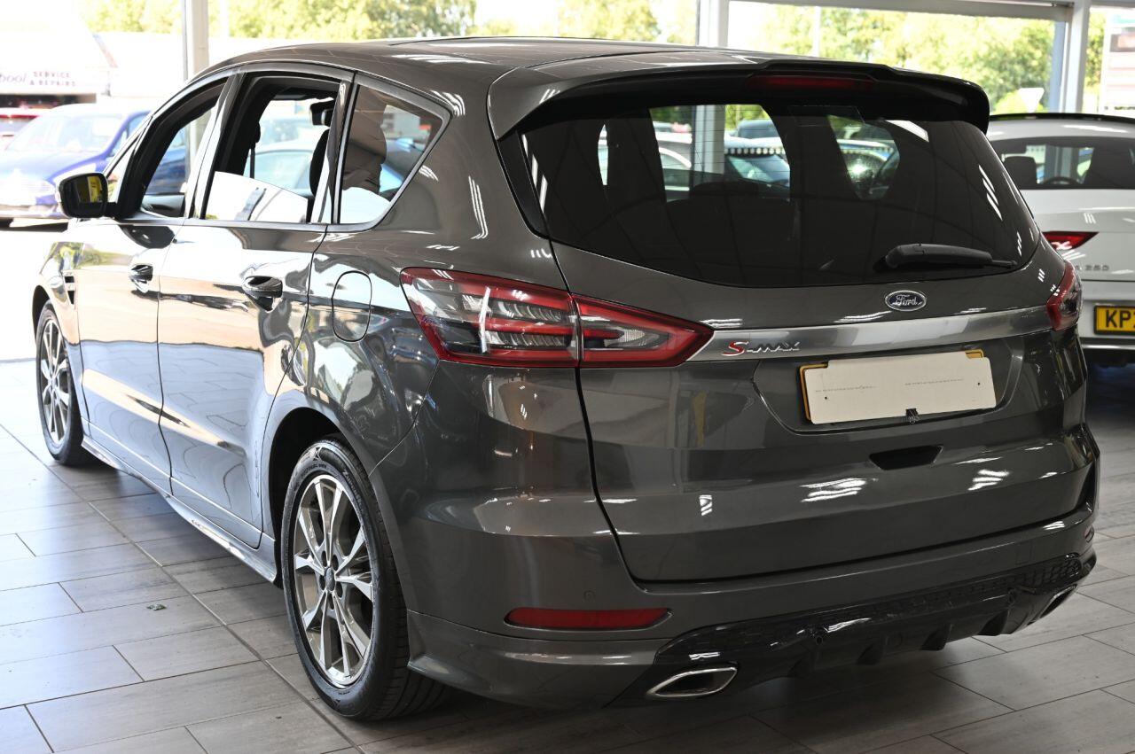Ford S-Max view 11