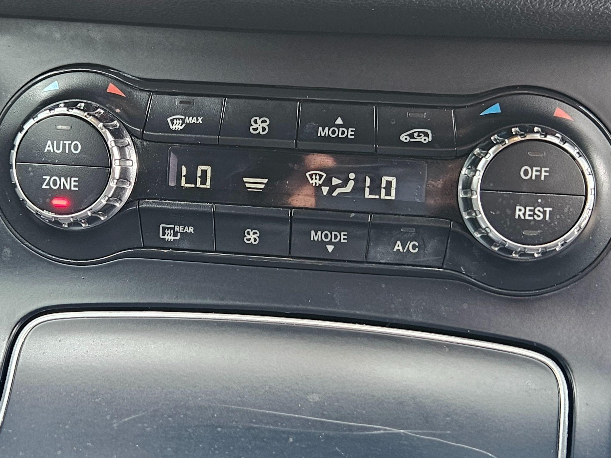 2018 Mercedes-Benz B Class image 30